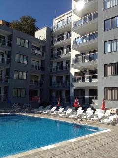 Apartments Yalta - Golden Sands - 9