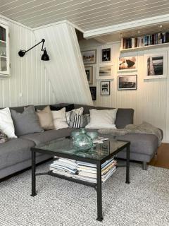 Cabin With Shoreline By Brusdalsvannet Lake - 2