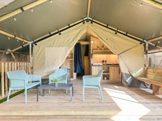 Cozy Tent Retreat in Kesteren - 3