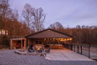Heated Pool Pool House Hot Tub Firepit BBQ - 6