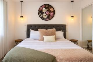 Boutique Tiny Home Rotorua with Private Hot Tub - 4