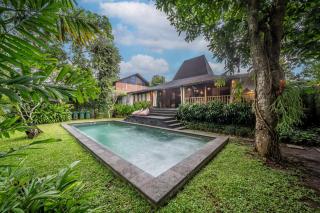 3 BR Villa Mango Jungleroom Canggu - 5
