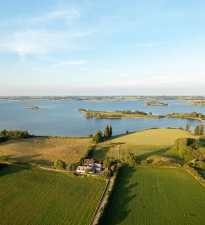 Peaceful Country Home With Beautiful Water View - 0