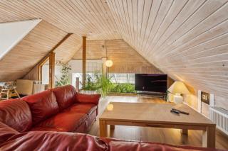 Child-Friendly Cottage With Large Indoor Pool - 5