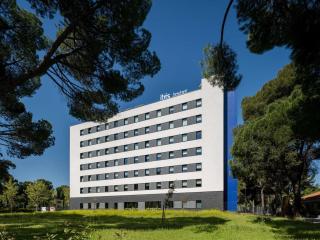 ibis budget Madrid Aeropuerto - Madrid - 0