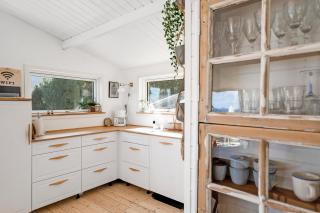 Beautifully Situated Summer House With Sea View - 1