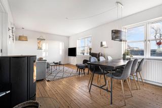 Lovely Holiday Home In Idyllic Surroundings - 9
