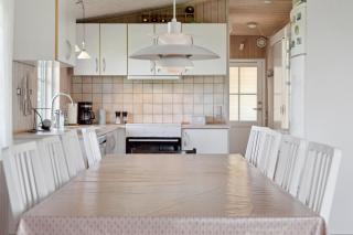 Lovely Cottage Within Walking Distance To The Sea - 4