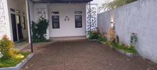 Juwita Guest House Kota Batu - 5