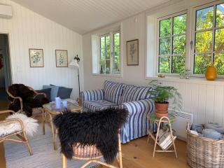 Beautiful Holiday Home From 2021 With A Lovely Seaview - 4