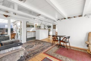 Inviting Cottage By The Beach With A Lake View - 7