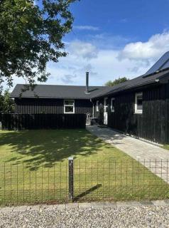 Lovely Spacious Holiday Home In Scenic Area - 7