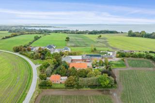 750 M2 Countryside Idyll With Activity Room - 8
