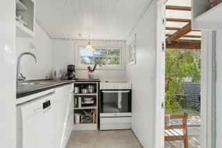 Classic Summer Cottage By A Fantastic Beach - 3