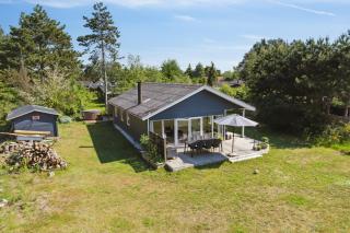 Cozy House With Outdoor Spa - 5