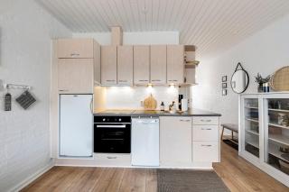 Holiday Home In The First Row To The North Sea - 5