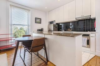 Kilda Classic - Coastal Living with Heritage Charm - 6