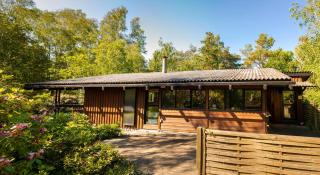 Architectdesigned 1976 Summer House Near Beach - 9