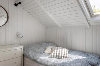 Idyllic Summer House Close To Beach And Forest - 1