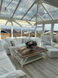 Lovely Summer House With Sea View - 9