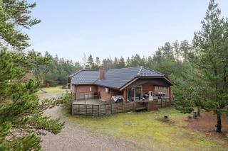 Large Cottage In Peaceful Beautiful Nature - 9