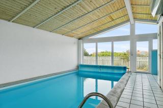 Pool House Close To The Coast - 7