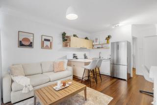 Courtyard 1-Bed Apartment in New Farm - 6