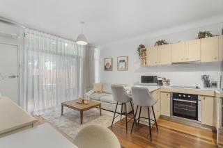 Courtyard 1-Bed Apartment in New Farm - 5