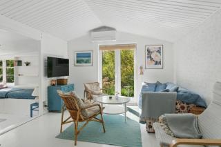 Cozy Holiday Home - 4