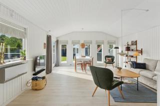 Quiet Holiday Home With Annex And Great Outdoor - 9