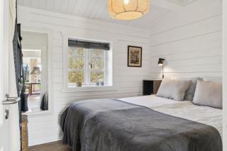 Cozy Wooden Cottage With A Great Terrace - 5