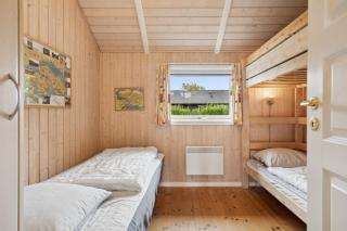 Beachside Holiday Home For The Whole Family - Broager - 3