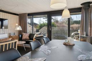 Cottage Near Idyllic Peaceful Sandy Beach - 6