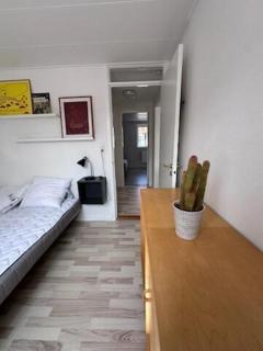 Apartment Near Beach Harbor And Coast Path - 1