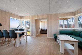 Renovated Beach House With Unique Location - 8