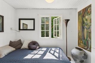 Family-Friendly Cottage Near Beach Nature - 2