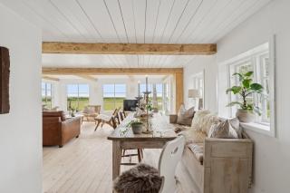 Cozy Cottage With View Of The Wadden Sea - 1