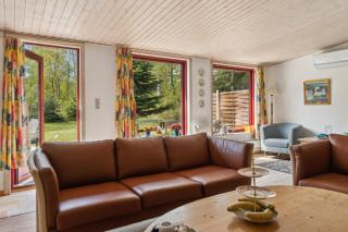 Charming Holiday Home In Peaceful Surroundings - 4