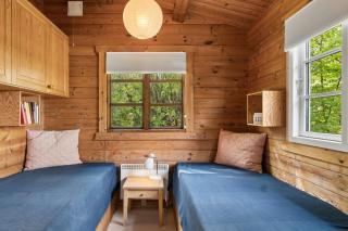 Nature Holiday In Peaceful Log Cabin By Water - 5