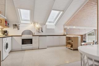 Cozy Holiday Home Close To Beach And Nature - 4