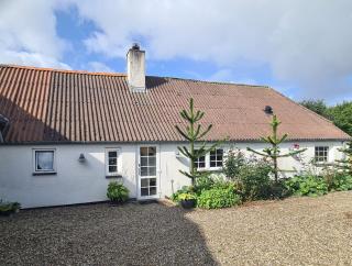 Country Stay In Cosy Farmhouse With Horses - 9