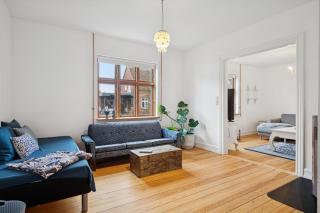 Modern Townhouse With Space For The Family - 6
