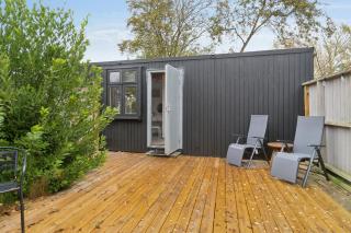 Cozy Seaside Cottage On Sejerø - 1