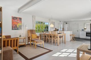 Family-Friendly Cottage Secluded 3 Terraces - 2
