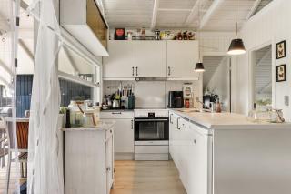 Cozy Summer House - 4