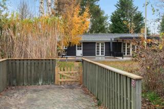 Cozy Holiday Home In Peaceful Bredfjed - 4