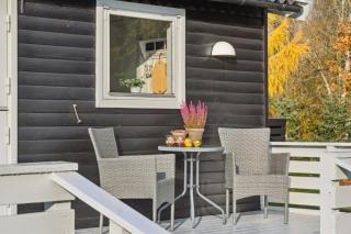 Cozy Holiday Home With Sauna And Hot Tub - 2