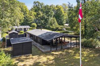 Modernised Cottage Near Woods And Beach - 5