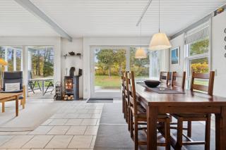 Well-Designed House In Scenic Surroundings - 4