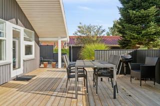 Cozy Holiday Home Near Beach And Town - 7